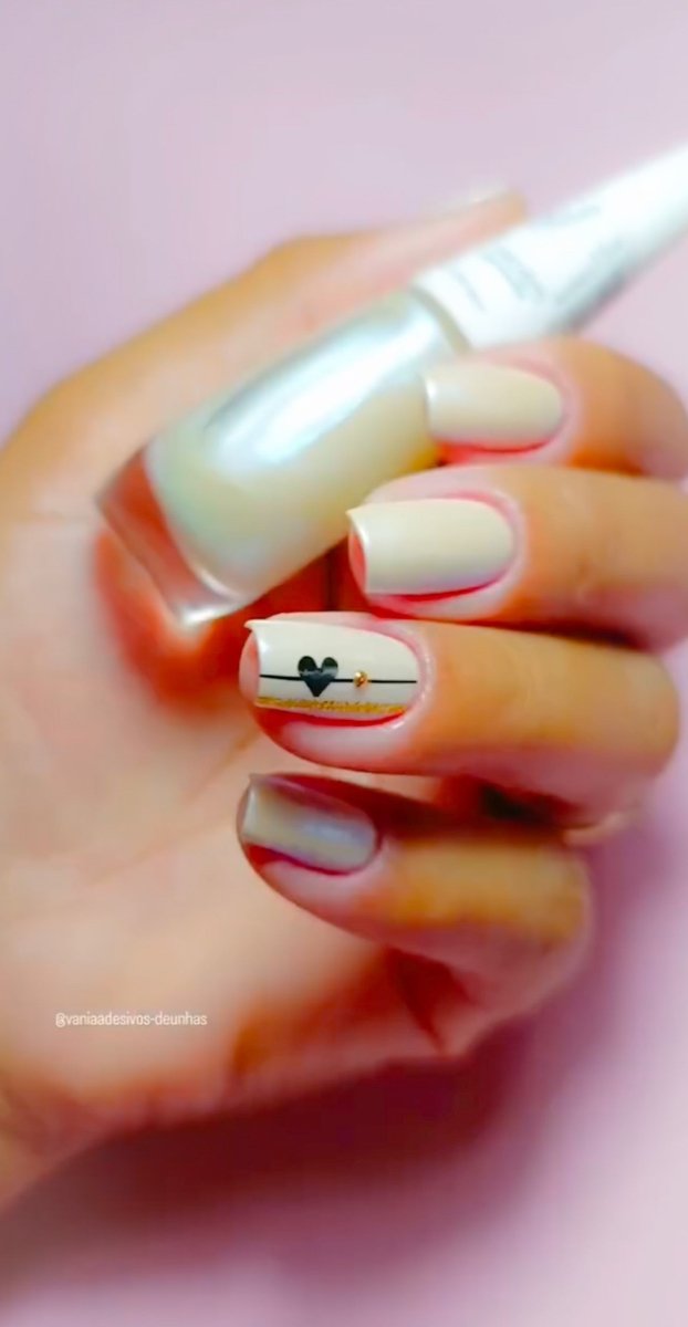 Love Strands | Luxury Nail Art Decals