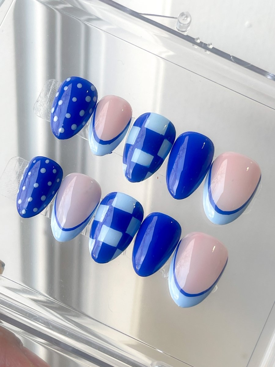 Nickie | Custom Press-on Nail set