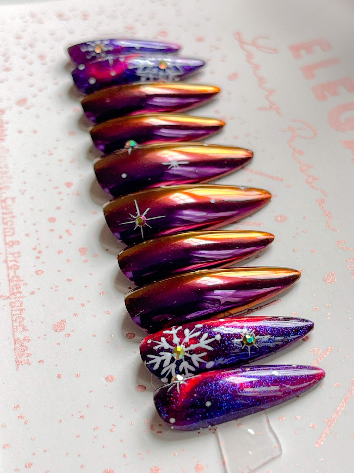 Aurora Borealis | Christmas | Pre-Designed Press-on Nails